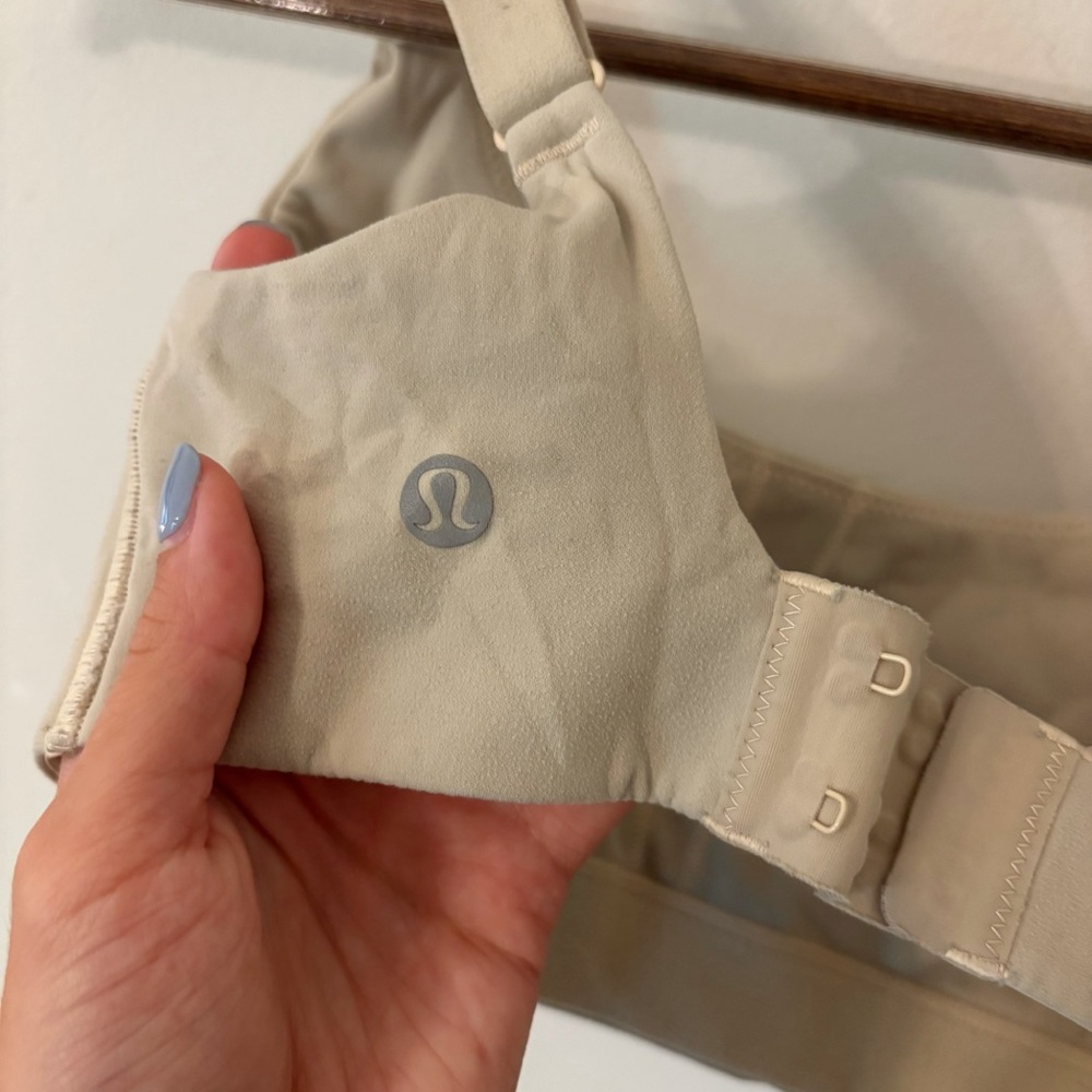 Lululemon In Alignment Straight-Strap Bra *Light Support C/D Cup - Picture 4 of 6
